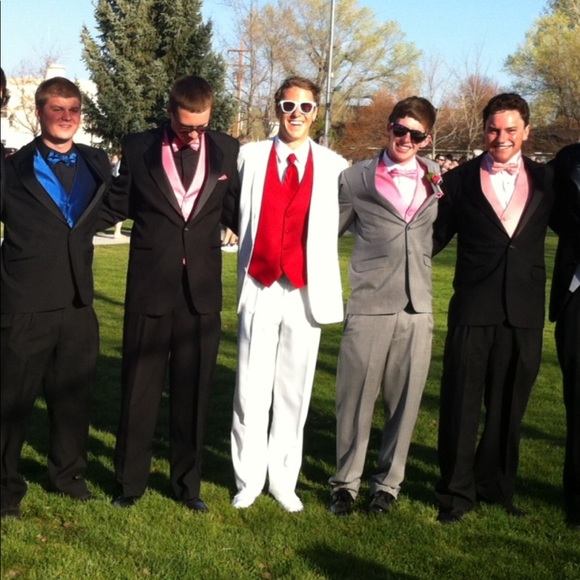 Meet your Posher, Jorda - Picture 3 of 8